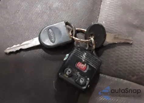 2004 Ford F-150 Lariat/Xlt z USA, uszkodzony, nr VIN 1FTPW12564KD10496